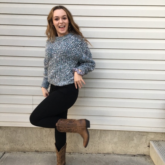 Meet your Posher, Caelen - Picture 3 of 5